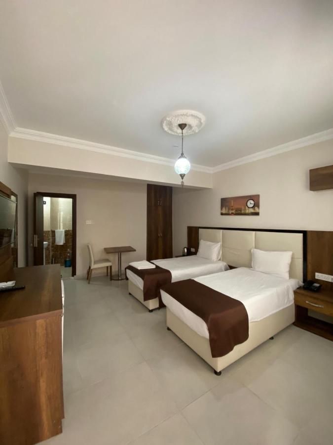 En Kaya Hotel Никозия Екстериор снимка