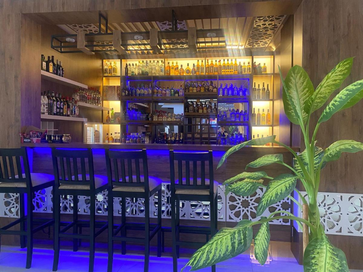 En Kaya Hotel Никозия Екстериор снимка